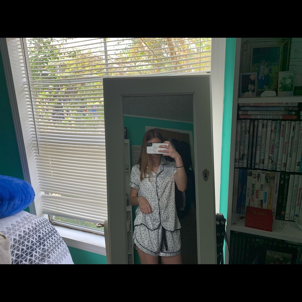 Black and white polka dot pajama set. Silky material. BRAND NEW no tags. Size XS